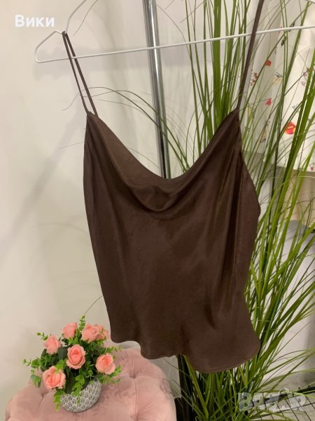 Сатенен топ, нов с етикет размер S, снимка 1