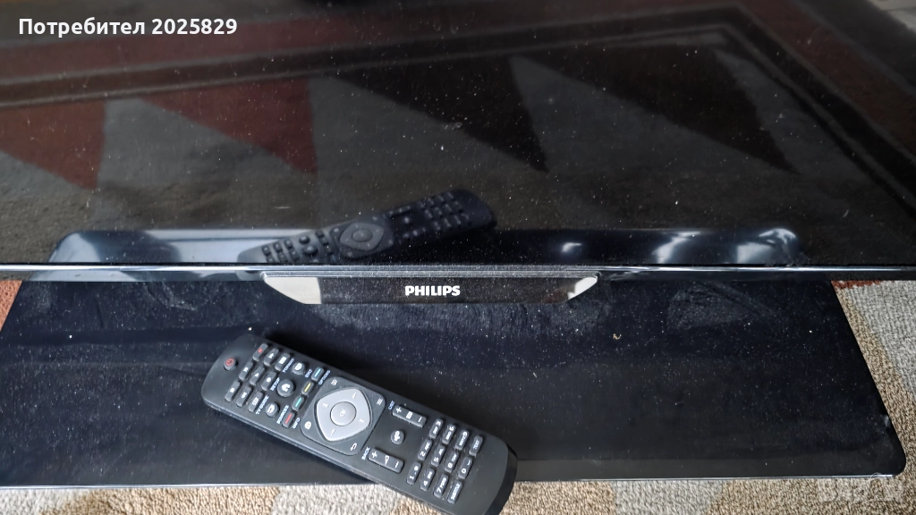 Телевизор Филипс с дистанционно,за ремонт или части,30лв, снимка 1