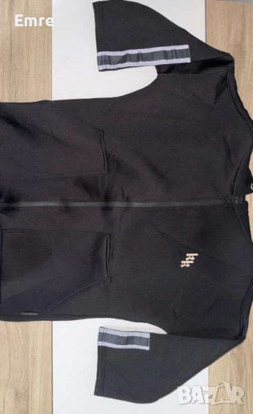 Kendall & Kylie For OVS Full Zip в черен цвят,размер S, снимка 1