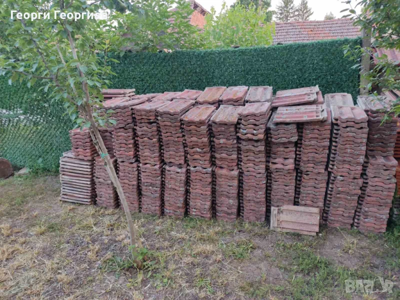Продавам 740 керемиди цигли модел гара Левски, снимка 1