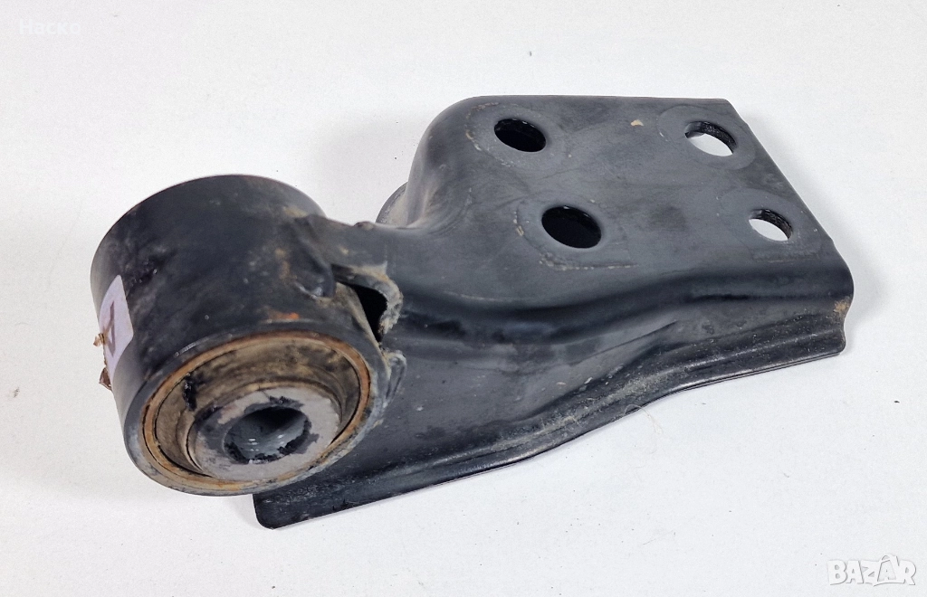 Долен Среден Тампон Toyota Yaris P13 Hybrid Тойота Ярис Хибрид П13 2017-2019, снимка 1