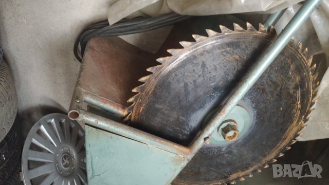 Циркуляр с диск., снимка 1