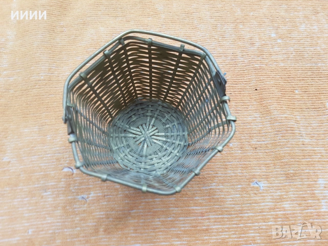 Плетена бронзова кошница, снимка 2 - Антикварни и старинни предмети - 53468915