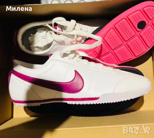 Нови, в кутия Nike дамски, uk4, снимка 2 - Маратонки - 49988676