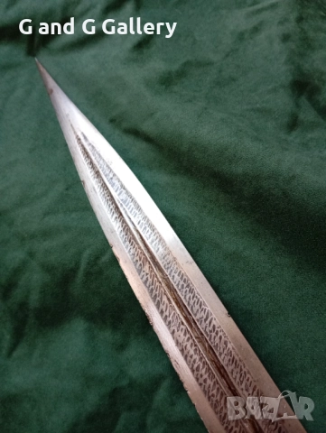 Стар кинжал 60 см., снимка 2 - Други ценни предмети - 52803694