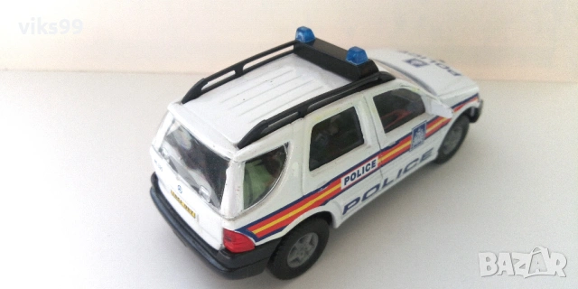 Hongwell Mercedes M-Class ML 320 UK POLICE - Мащаб 1:43, снимка 4 - Колекции - 53020918