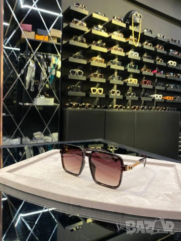 очила с черен обикновен калъф и ув защита chanel versace, снимка 11 - Слънчеви и диоптрични очила - 51410554