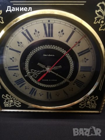 Стенен часовник Янтаръ , снимка 4 - Антикварни и старинни предмети - 44202758