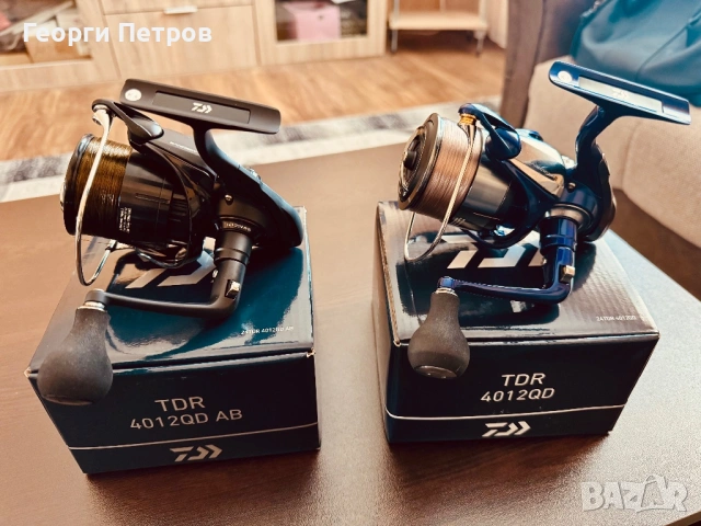 Продавам 2 бр. чисто нови макари Daiwa 24 TDR 4012 QD, снимка 4 - Макари - 53834086