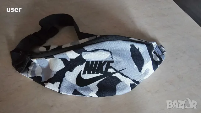 Спортна чантичка за кръст / през рамо Nike (Камуфлаж)