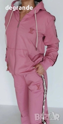 Дамски екип Louis Vuitton БОГАТ ИЗБОР ОТ ЦВЕТОВЕ , снимка 6 - Спортни екипи - 51598324