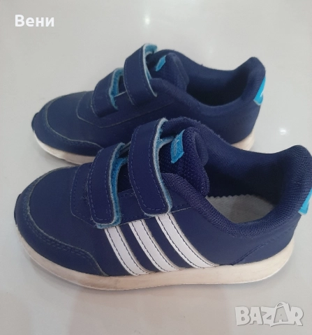 Детски маратонки Adidas-25 1/2 размер, снимка 2 - Детски маратонки - 52451858