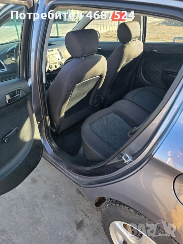 Hunday i20, снимка 10 - Автомобили и джипове - 52847914