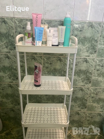 Компактна дизайнерска количка-етажерка за организиране на баня и кухня