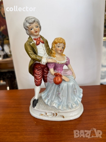 Рисувана порцеланова фигура / статуетка. №7755