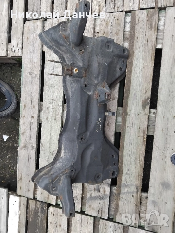 греда за преден мост на пежо 206 плюс 