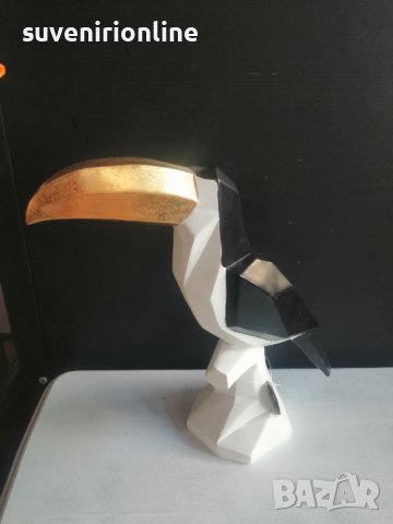 Декоративна статуетка пеликан