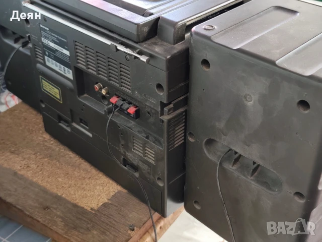 Sharp CD 555h ретро касетофон, снимка 6 - Радиокасетофони, транзистори - 51118099