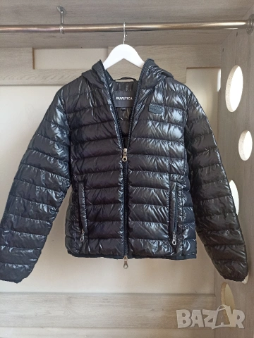 Дамско пухено яке Duvetica