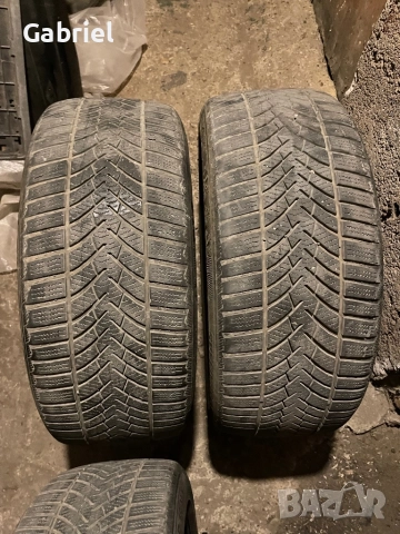 Зимни гуми Semperito 235/45 18 XL M * S, снимка 2 - Гуми и джанти - 51517586