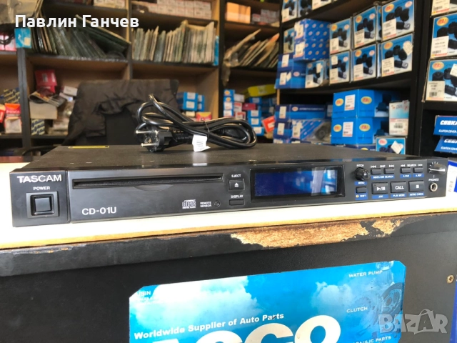 Tascam cd-01u Професионален сд плейър, снимка 2 - Ресийвъри, усилватели, смесителни пултове - 52409349