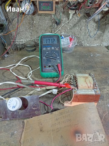 Продавам Автотрансформатор 350 W, снимка 5 - Друга електроника - 40979568