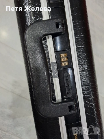 Твърд дипломатически куфар DIPLOMAT с шифър и ключ , снимка 4 - Куфари - 53101433