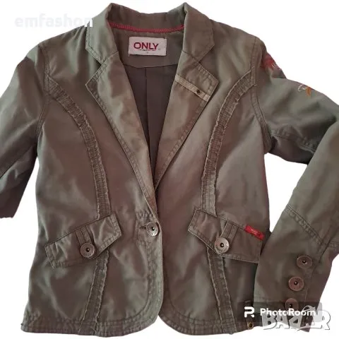 Дамско яке, снимка 3 - Якета - 50194916