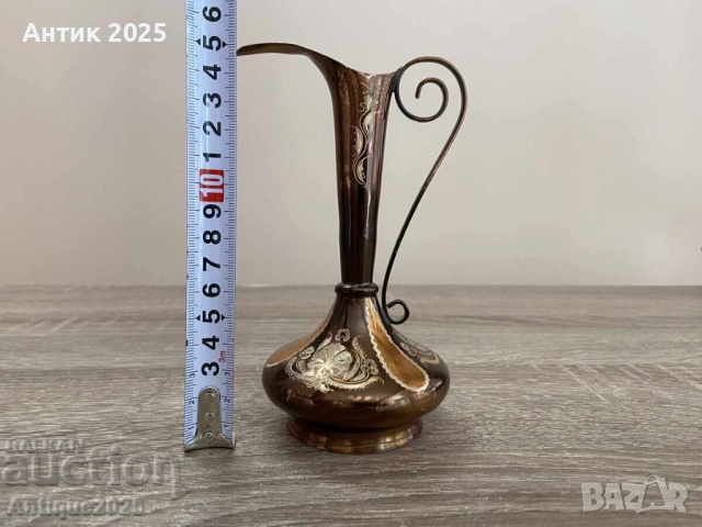 Елегантен винтидж бронзов кана с орнаментирана декорация, снимка 3 - Антикварни и старинни предмети - 51456433