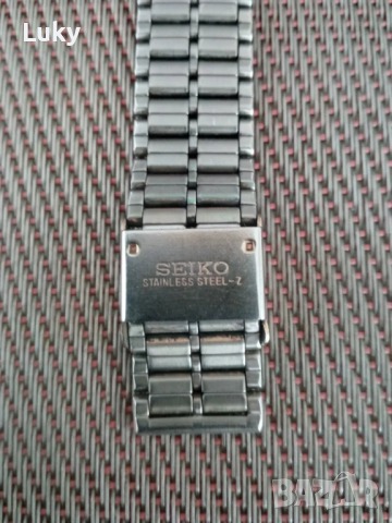 Верижка за SEIKO.Обявената цена е за всичко.