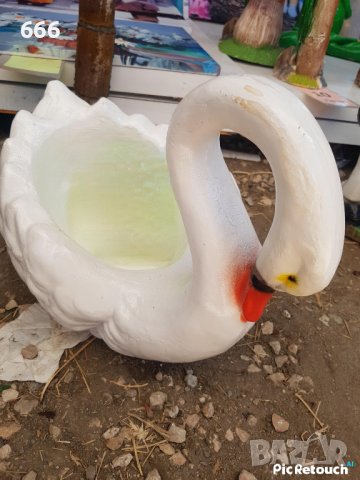 Саксия, снимка 3 - Саксии и кашпи - 42147320