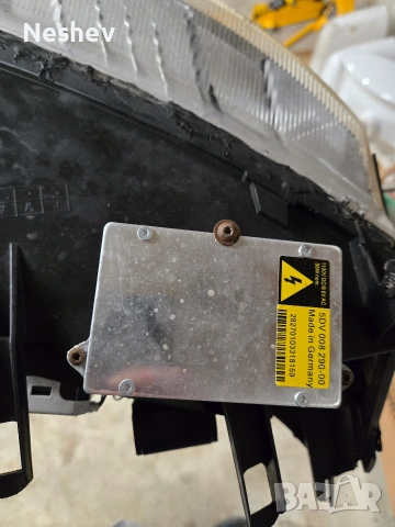 Оригинални ксенонови фарове Hella за ford focus mk1 st170, снимка 5 - Части - 53442720