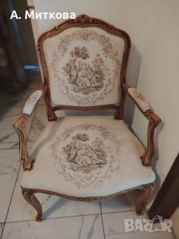 Продавам столове - резбовани в бароков стил, снимка 3 - Столове - 49841228