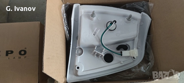 Чисто Нови Мигачи Бели Жълти Toyota Hilux VW TARO, снимка 12 - Части - 53441266