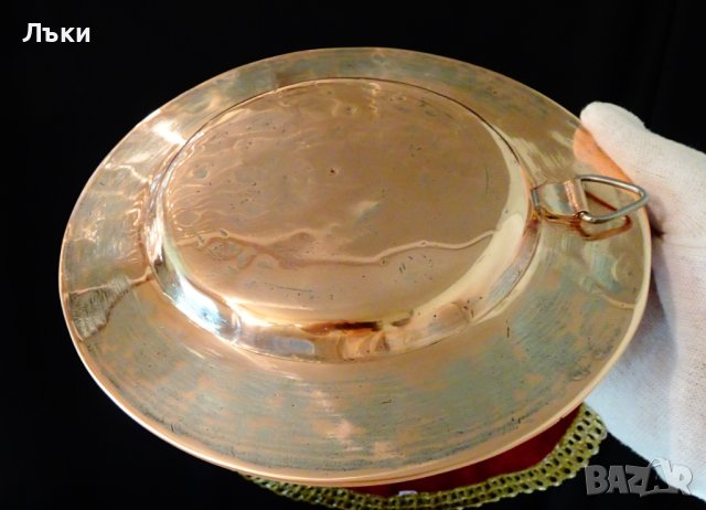 Персийска кована медна чиния,орнаменти. , снимка 3 - Антикварни и старинни предмети - 40951122