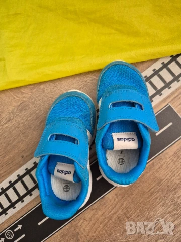 Детски маратонки Adidas 23, снимка 6 - Детски маратонки - 51372206