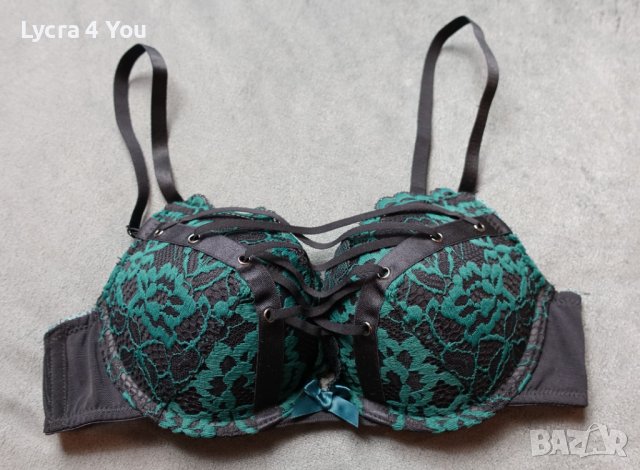 Hunkemoller 70B (UK 32B) черен сутиен с зелена дантела и огромни подплънки, снимка 7 - Бельо - 38869447