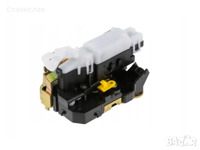 Dacia Duster MK1 Брава за задна дясна врата 