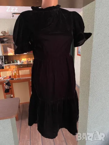 Дамска рокля в кадифе