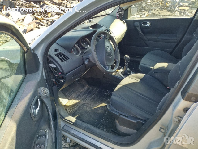 Рено меган Renault Megane на части, снимка 5 - Автомобили и джипове - 36192877