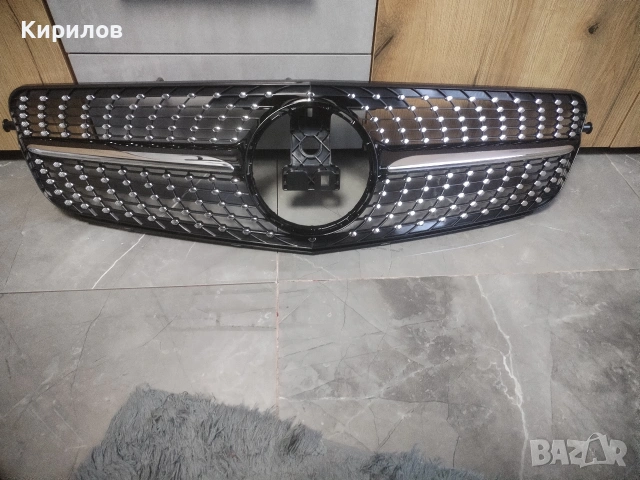 Решетка за Mercedes W204