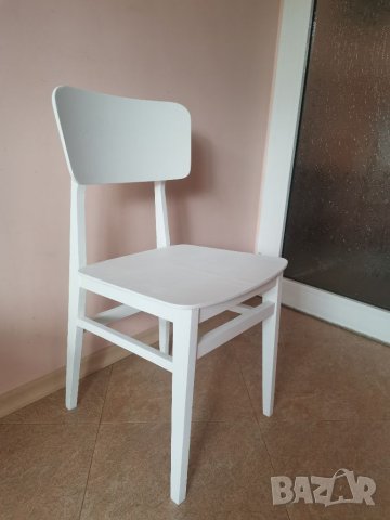Бял трапезен стол, снимка 1 - Столове - 41892322