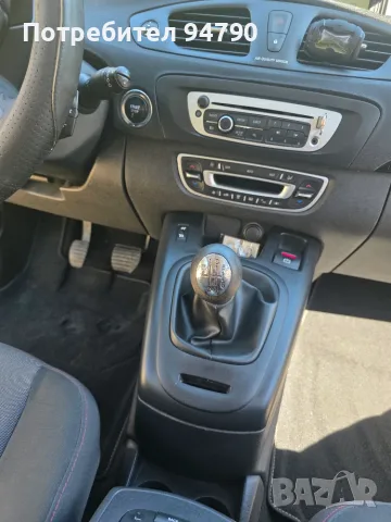 Renaulr Scenic 3, снимка 15 - Автомобили и джипове - 55996561