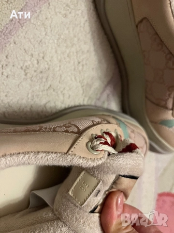 Зимни обувки Gucci , снимка 4 - Дамски ежедневни обувки - 51956497
