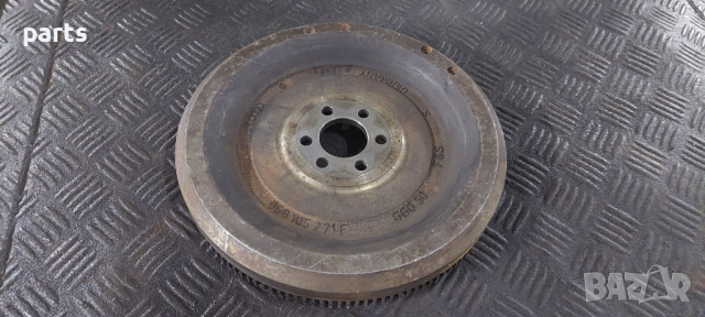 Маховик 1.8 Ауди А3 8L - VW - Сеат - Шкода - 068105271F N, снимка 4 - Части - 36215954