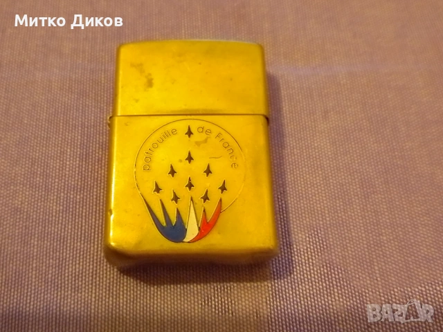 запалка Zippo винтидж работи френската пилотажна група "Patrouille de France". 