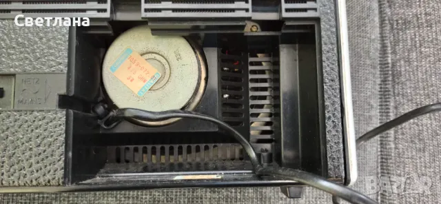 Grundig Concert Boy 1100, снимка 12 - Радиокасетофони, транзистори - 48617977