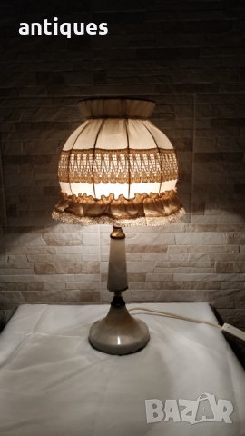 Голяма стара мраморна лампа - нощна лампа - 1970 година, снимка 1 - Антикварни и старинни предмети - 35826840