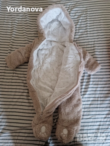 Ескимос / космонавт за бебе