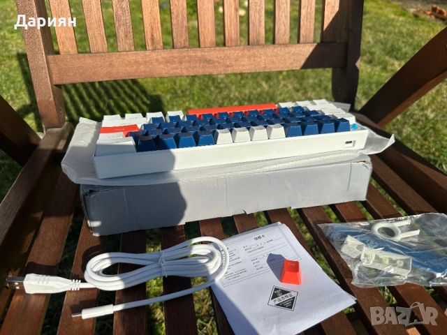 Механична клавиатура T-Wolf T60 / 60% Form factor / Cherry MX Blue Switches / USB-C, снимка 5 - Клавиатури и мишки - 53353353